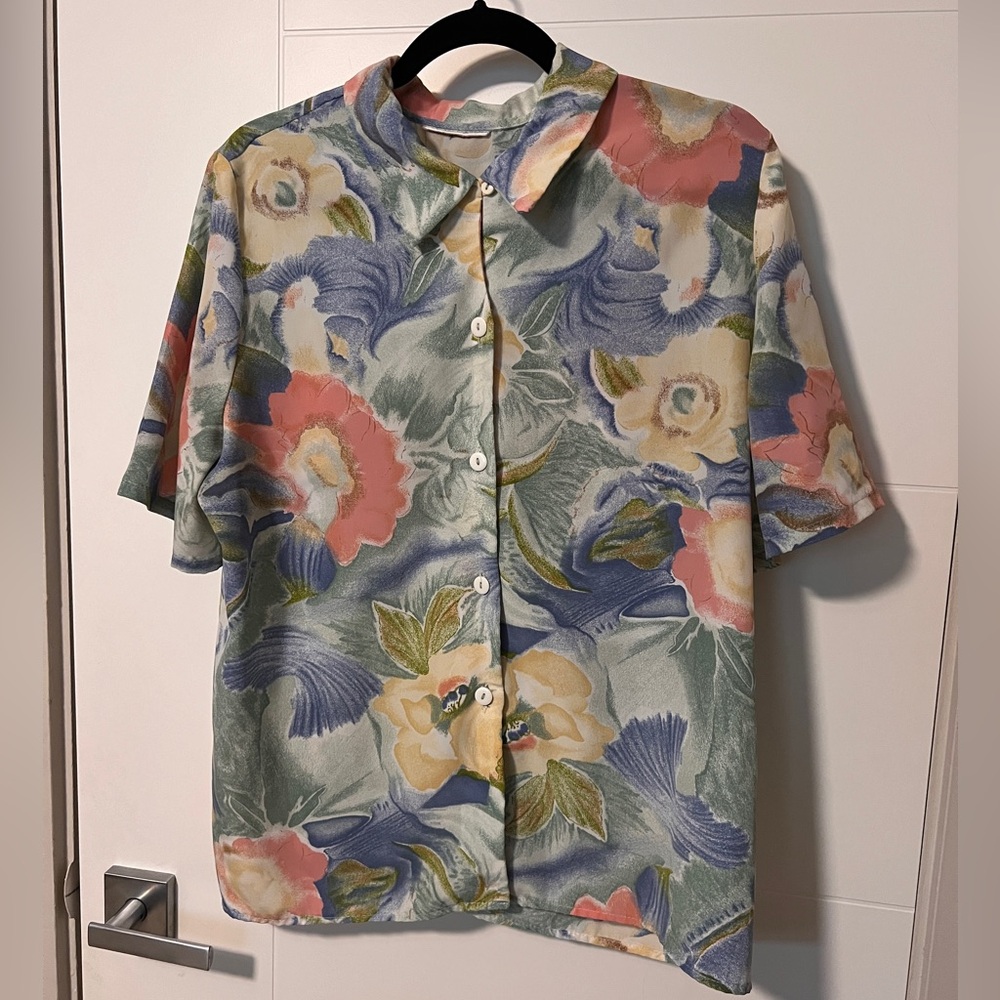 Vintage Floral Button Up